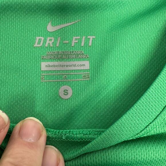 Nike Dri-FIT Green Short Sleeve Performance Shirt - Size Small - Picture 9 of 10
